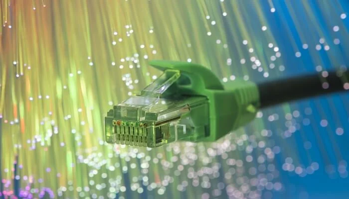 Business benefits of fiber internet connectivity